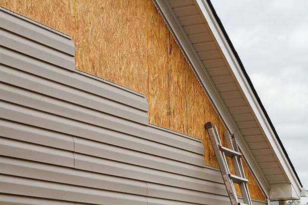 24/7 Emergency Siding Contractor experts in Louisburg, NC